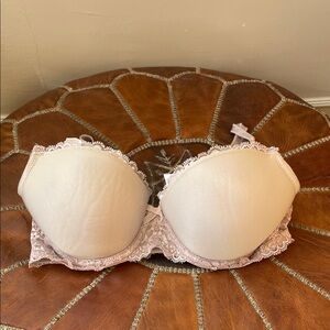 Victoria's Secret Cream Lace Bra